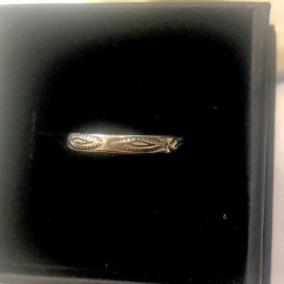 SILPADA Sterling Silver Oxidized Stacking Ring Sz 7, 7-3/4 - Picture 9 of 10